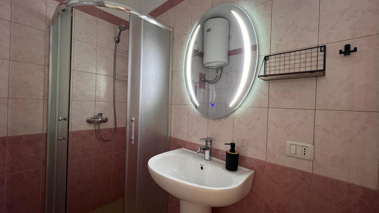 Danny Apartment Durrës Extérieur photo